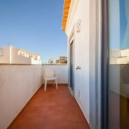 A09 - Super Duplex Apartment *