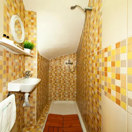 A09 - Super Duplex Apartment